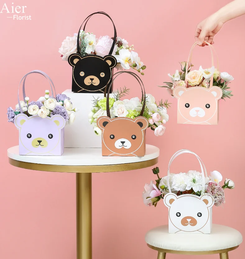 Aierflorist Fashionable Folded Square Handmade  Bear flower  paper handle bag for flower packaging