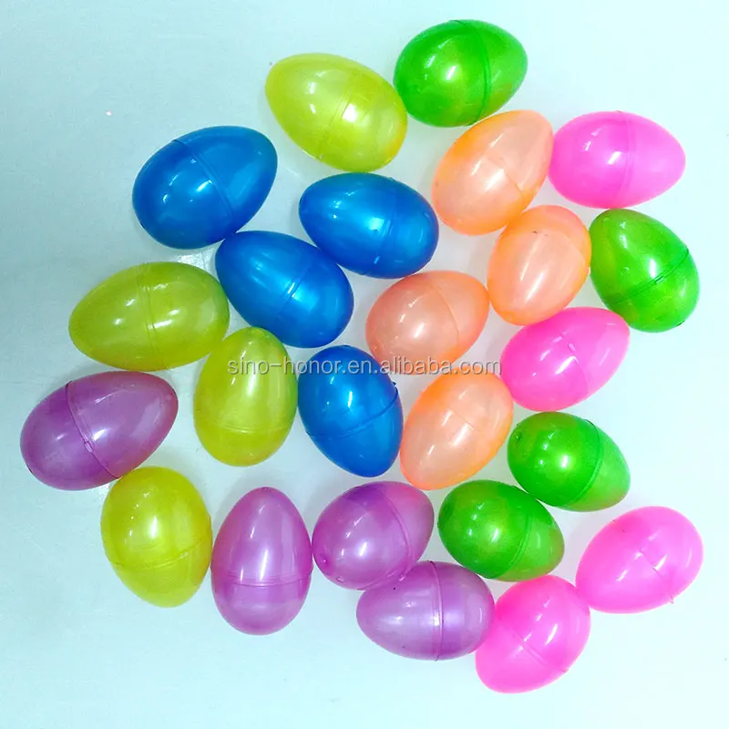 Small glossy Plastic Easter egg