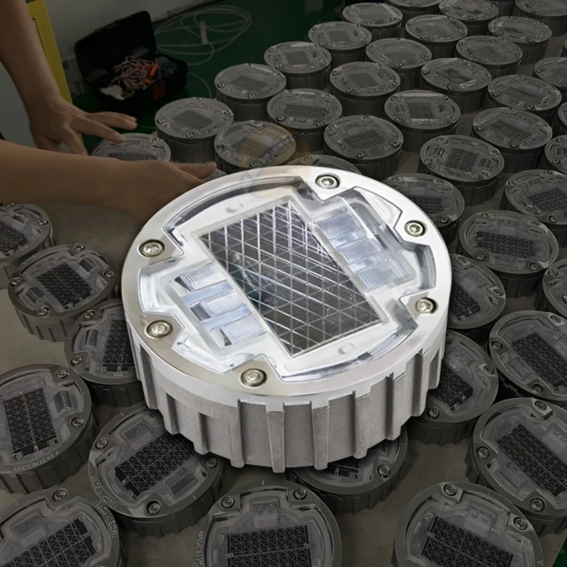 Новое поступление 2022, мигающий или стабильный отражатель кошачий глаз G105 IL300, дорожный отражатель на солнечной батарее