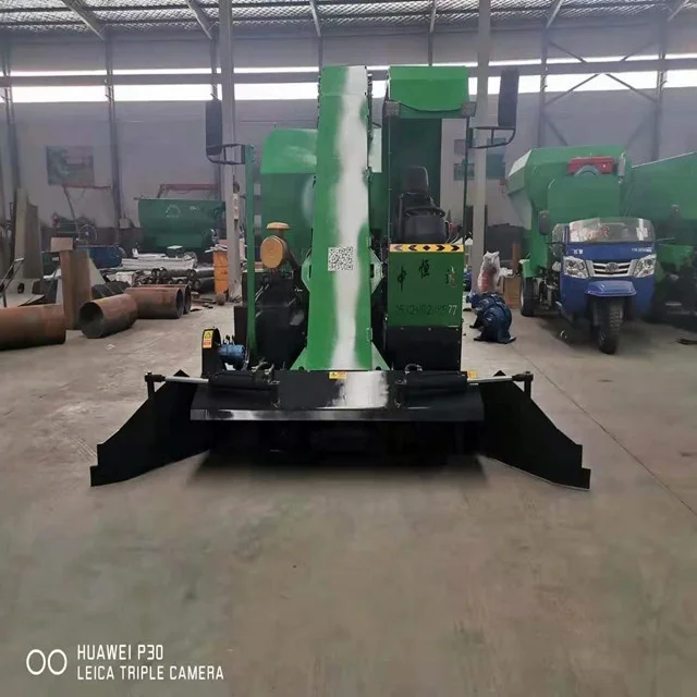 nightsoil collector dung large dairy farm manure cleaning car automatic farm manure 3 cubic ranch cleaning car