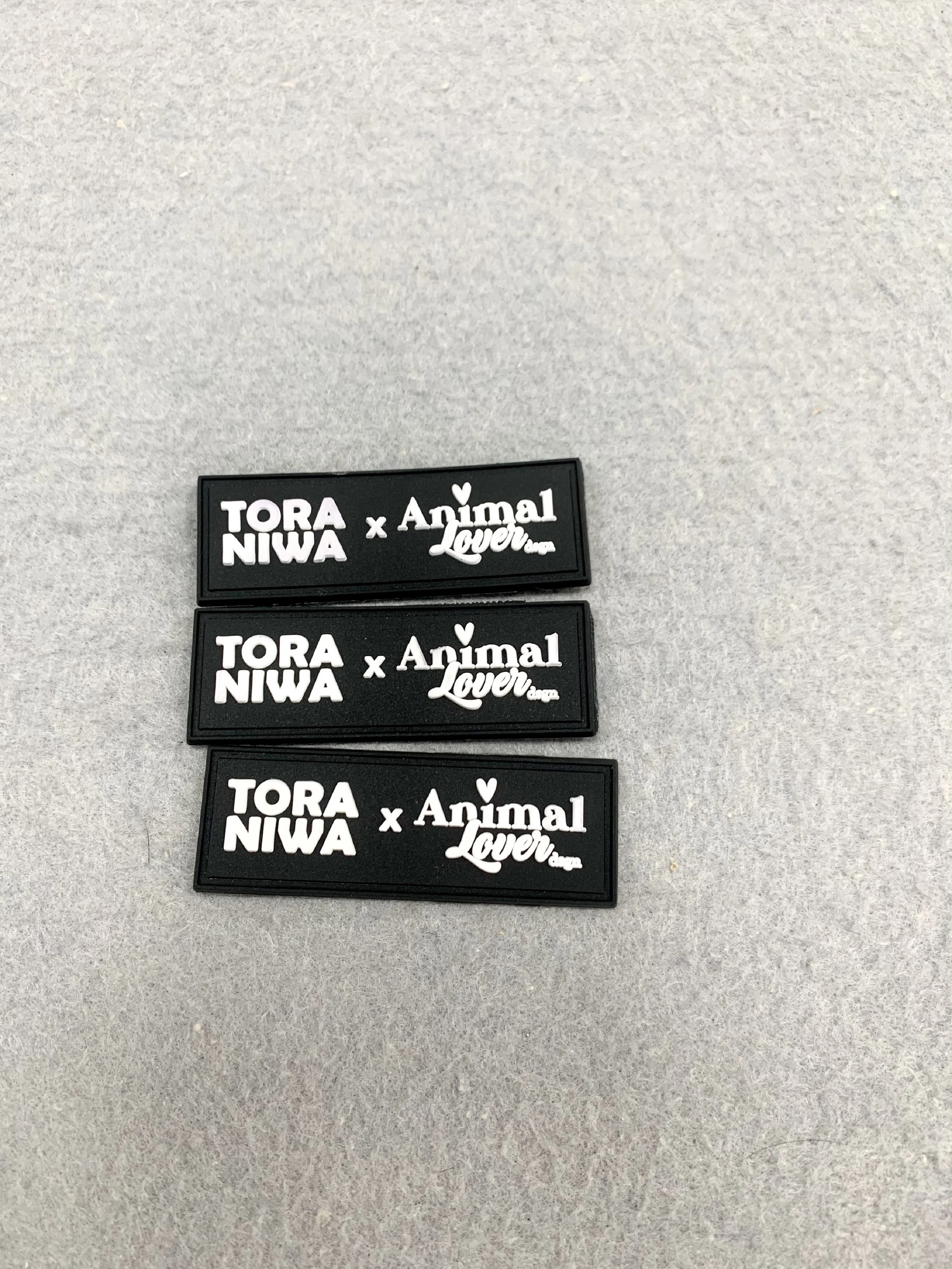 Eco-friendly Customized Logo Silicone PVC 3D Soft Rubber Patches for Clothing Bag