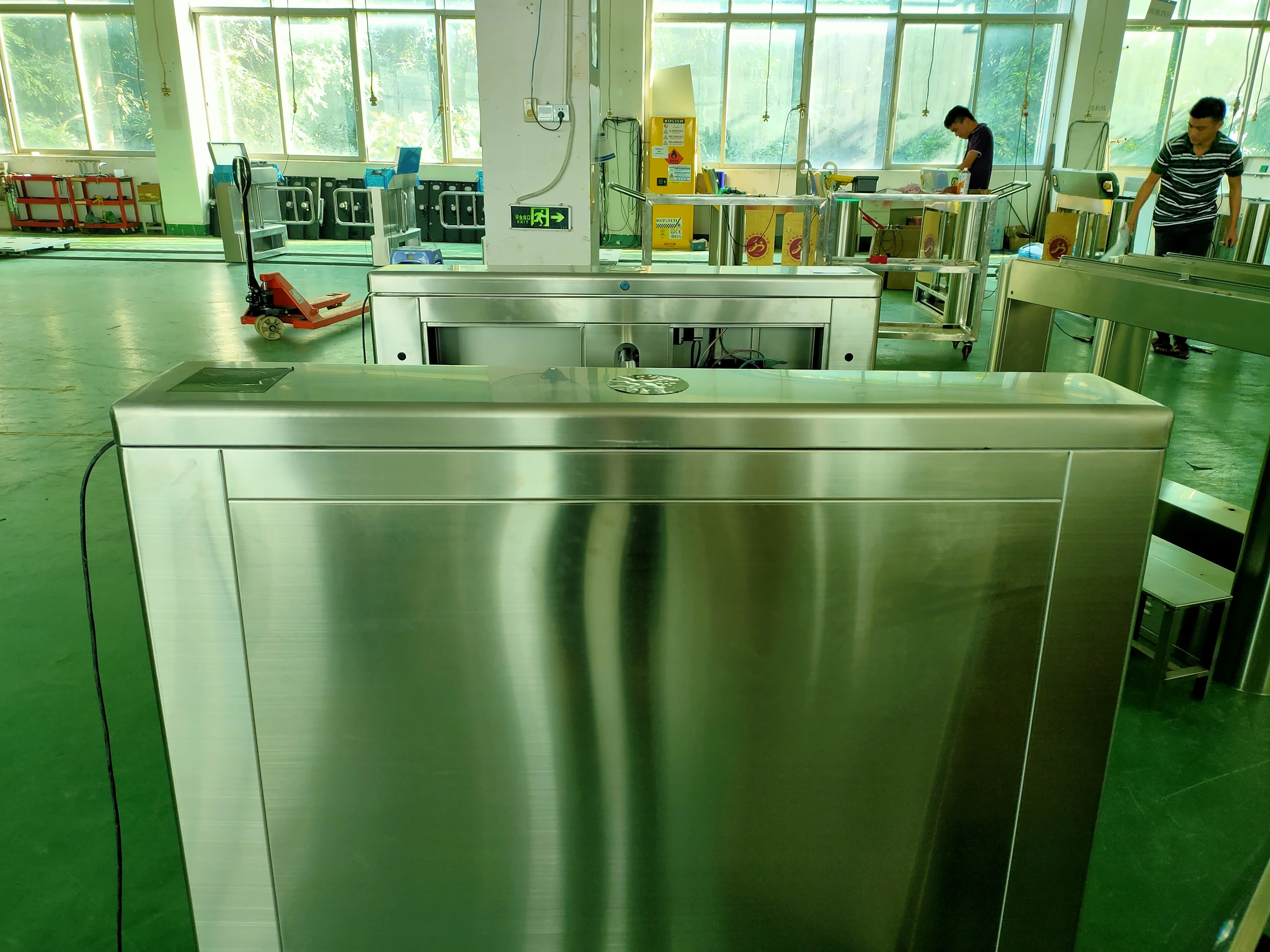 Security Access Control Gate RFID Drop Arm Turnstile