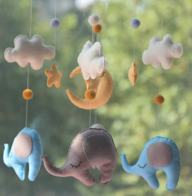 
2020 new style good quality soft felt baby mobile baby mobile crib Felt Cloud Shape Felt Baby Mobile 