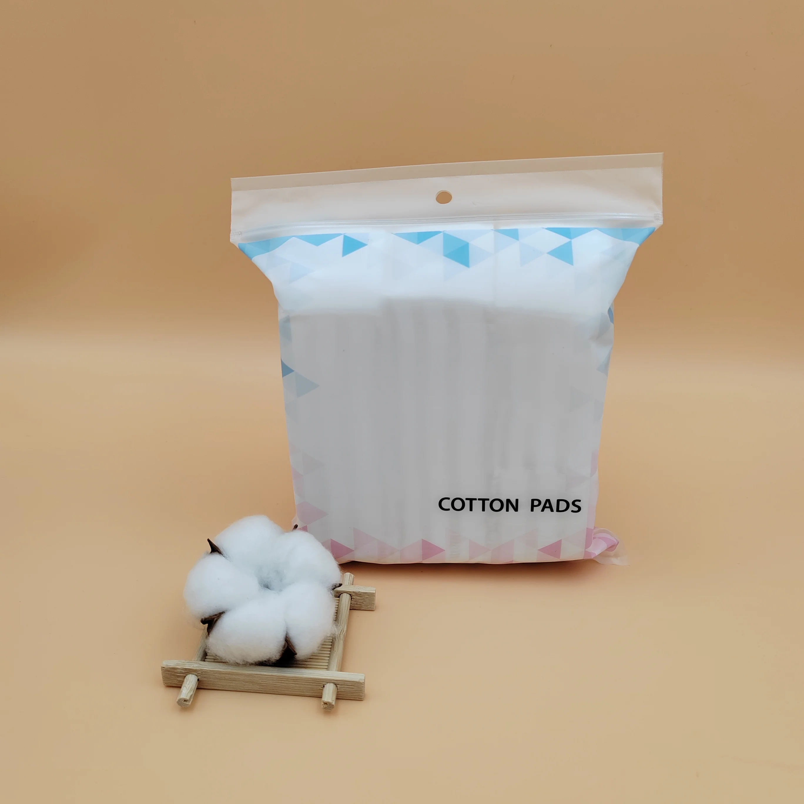 Bulk Non Woven Travel Packing 222pcs  cotton pads Set  Mini size Remover Disposable Makeup Cotton Pad