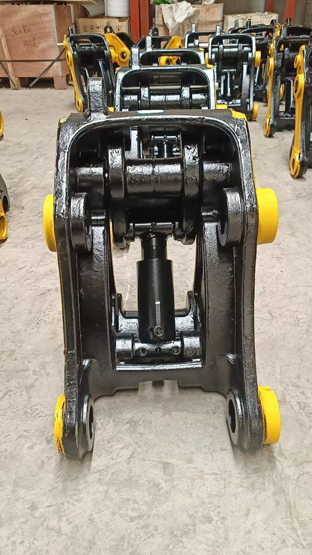 Top Quality High Efficiency Quick Coupler With Long Warranty For Construction Works Applicable to 10-16t