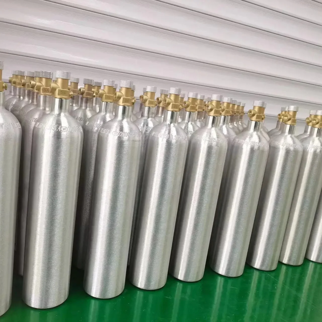 800L Needle Valve Room Temperature Solid State Metal Hydride Hydrogen Storage Tank Device