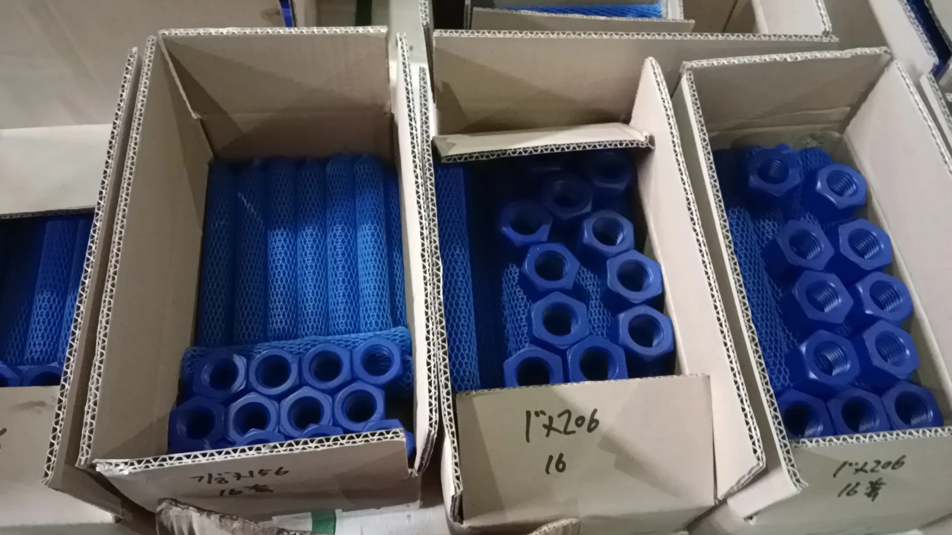 YA  Cheap High Strength Blue Stud Bolt Alloy Steel Mild Carbon Steel DIN933 DIN931 PTFE Full Threaded Rods
