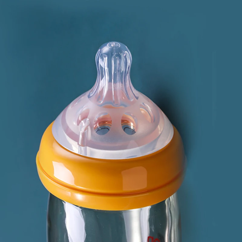 baby feeding bottle.jpg