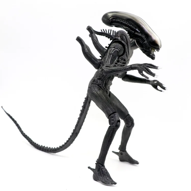 Wholesale Custom high quality NECA classic movie moving model toy Alien vs. Predator 25cm pvc toy decoration