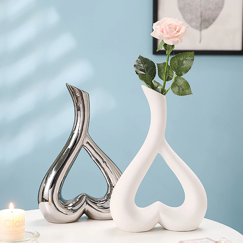 Современная керамическая ваза в форме сердца золотистая/серебристая роскошный фарфоровый цветочный горшок для домашнего декора Креативные украшения рабочего стола отеле и