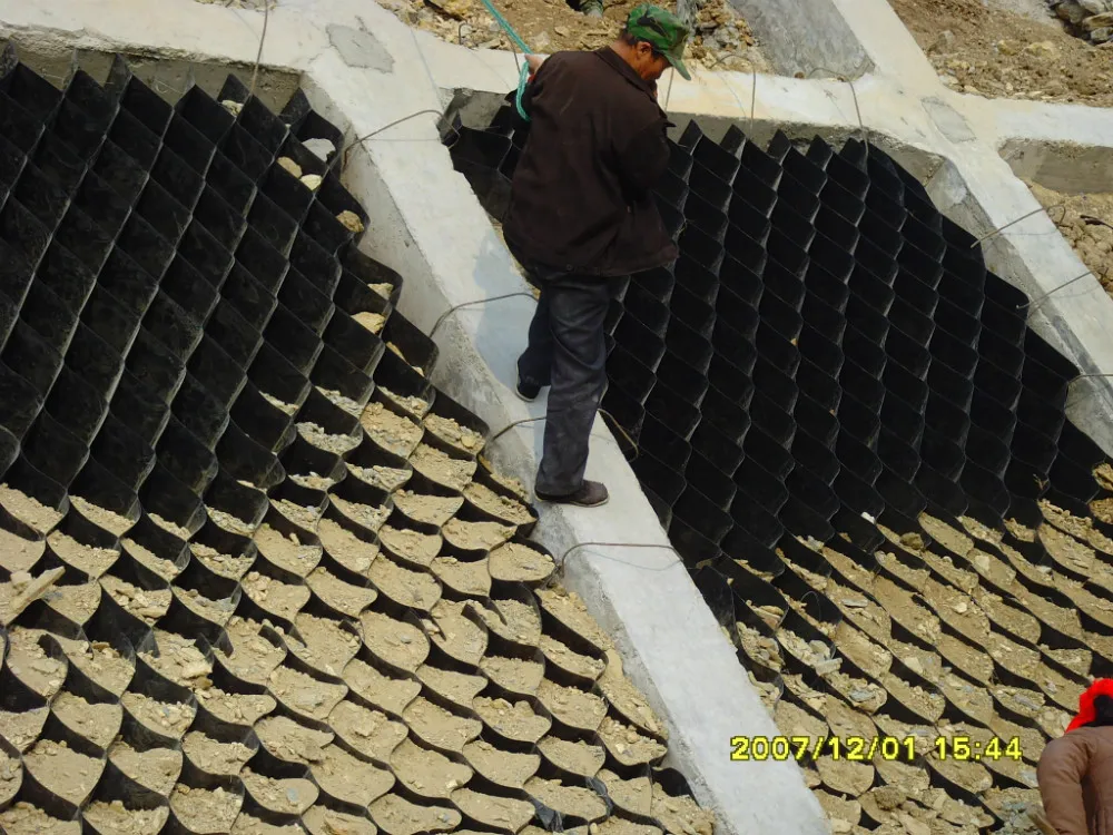  Защита наклона HDPE geocell сотовый лист пластиковый