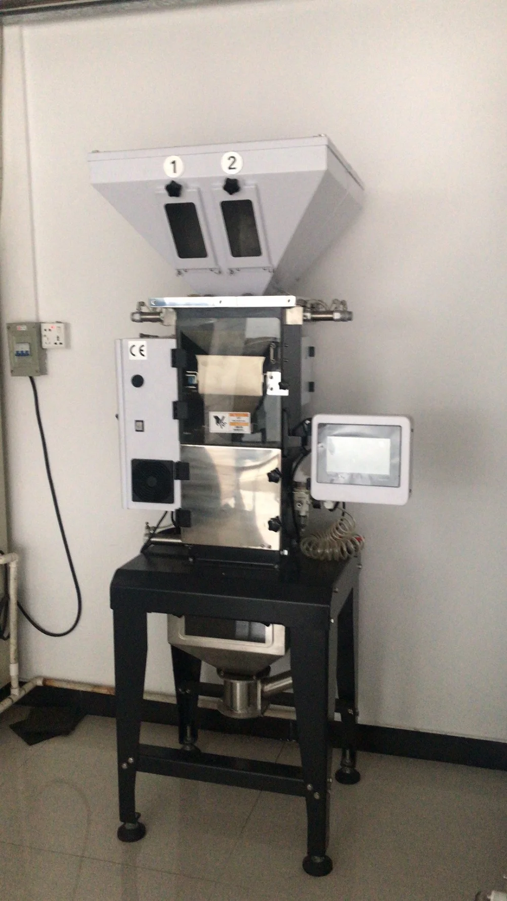 TGB-M05 gravimetric doser blender mixing machine For injection molding machines and extruders