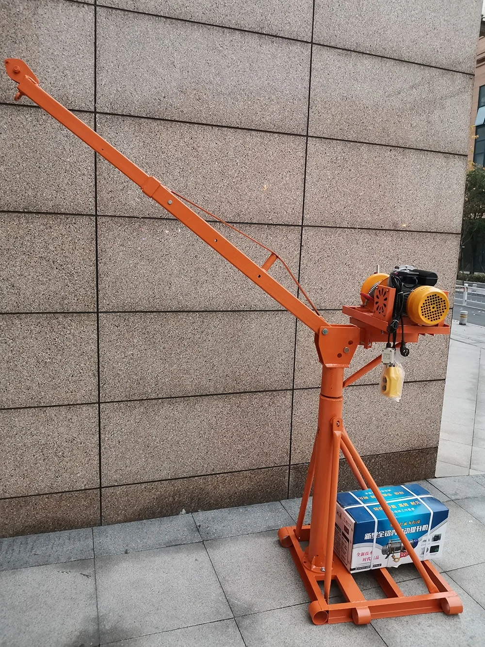 Hot Sale Small Crane Motor With Remote Control 360 Degree Outdoor Mini Motor Crane For Construction