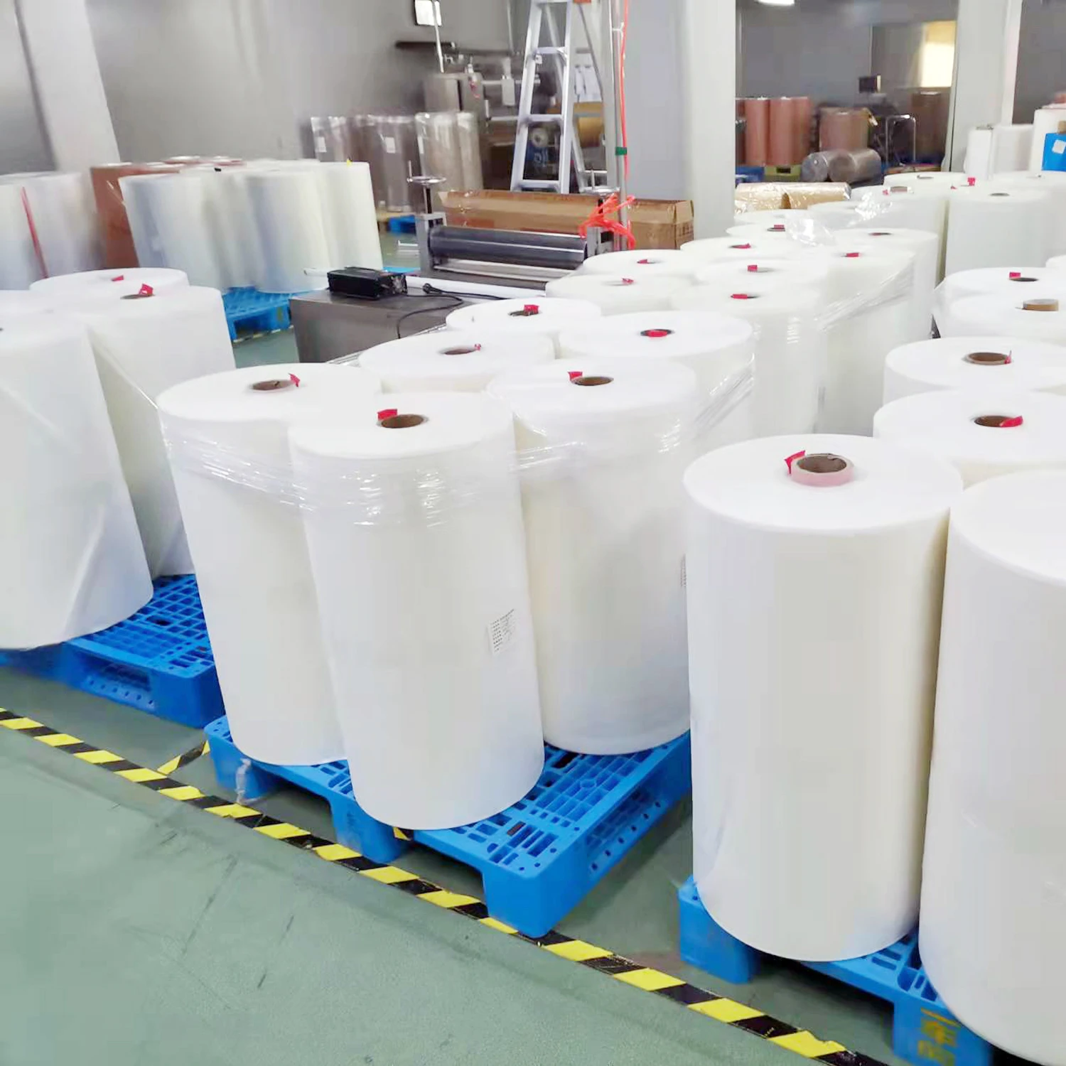 Medical Highly Elastic Disposable Flexible Tape/Fabric Strip First Aid Plaster/Bandage/ Medical tape Jumbo Rolls