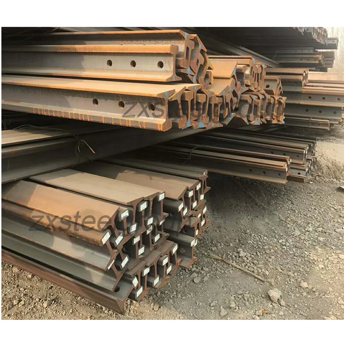 Wholesale Cudtomized American Standard railway 136re steel rail track