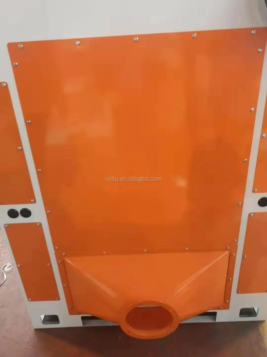 Automatic Powder Feeder Center in the Powder Coating Line System