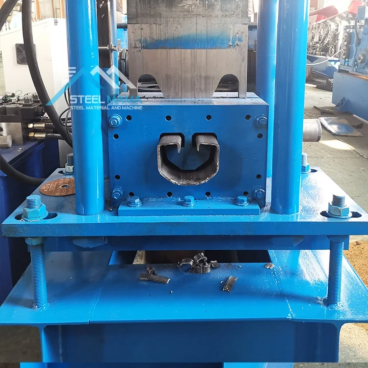 Hot Sale Full Automatic 100 Highway Peach Post Guardrail Steel Fence Cold Roll Forming Machine