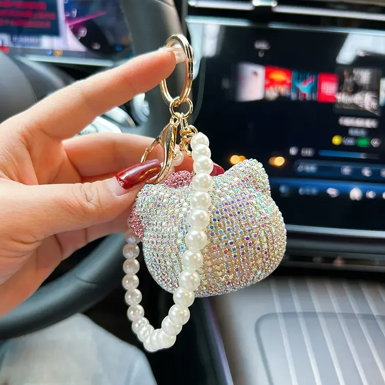 Sanrioed Bling Giamond Hello Kt Cat Keychains Full Diamond Rhinestone Kawaii Pendant Accessories Car Bag Key Ring Wholesale