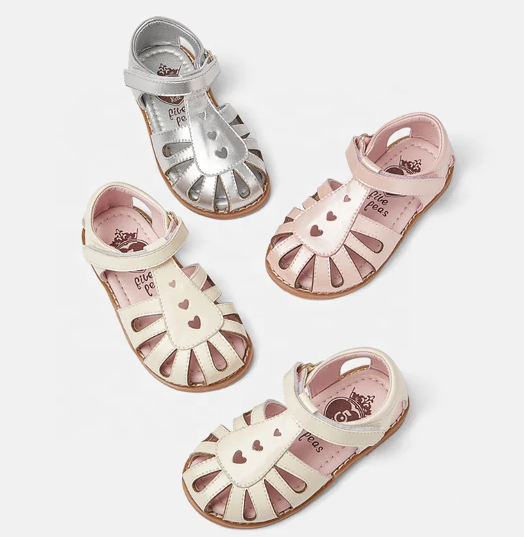2022 New Model Heart Hollow Girls Leather Shoes Soft Flat Children Summer Sandals
