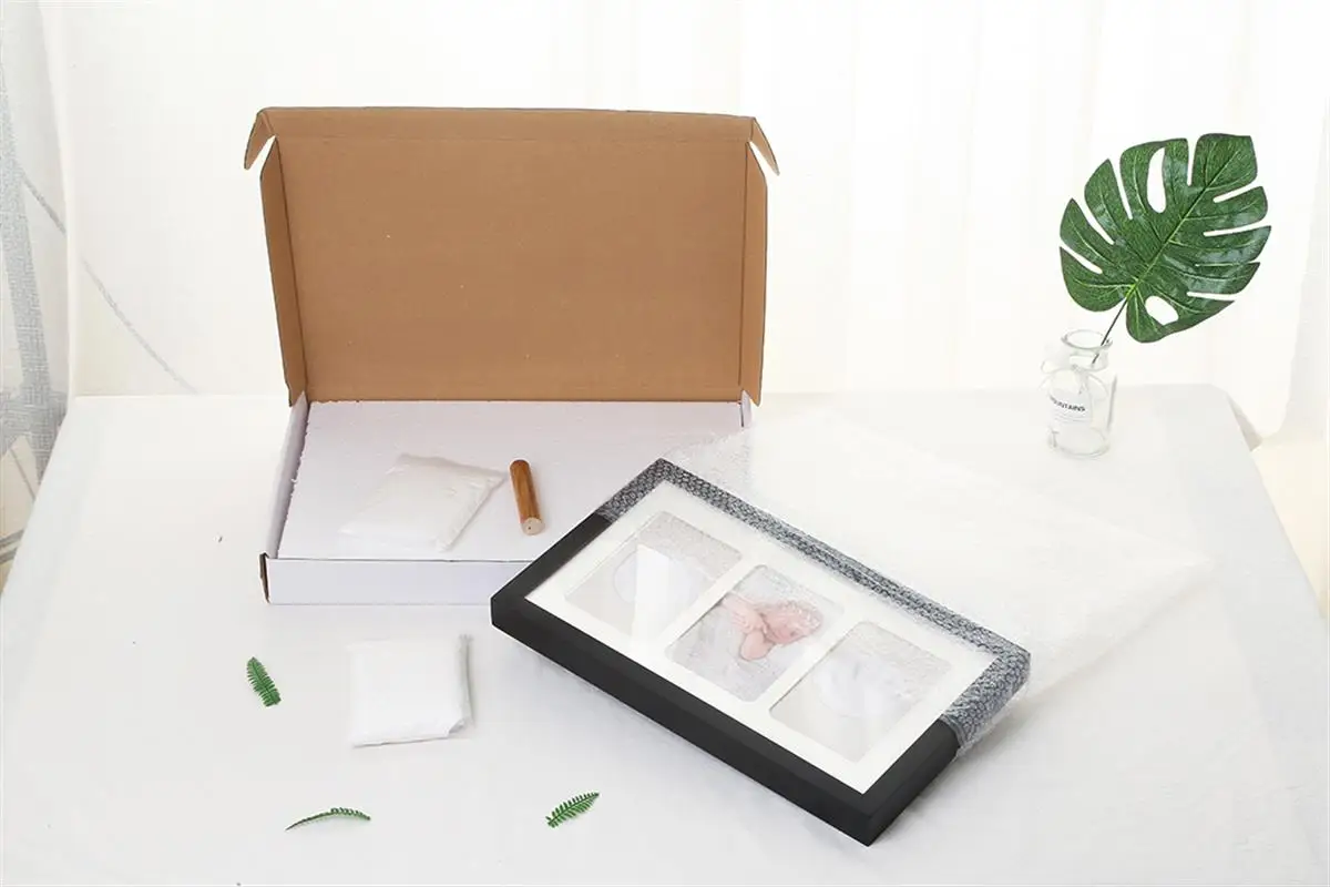 High Quality Wholesale Custom Soft Clay Handprint Footprint Kit home decoration baby photo Shadow box Frame