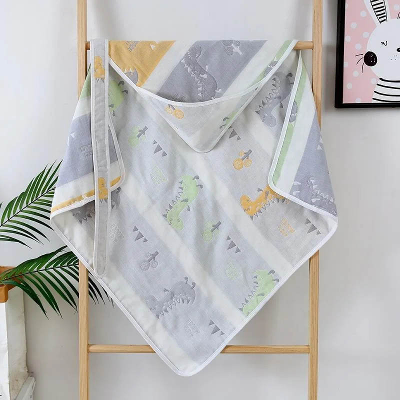Hot Sale Fashion Organic Cotton Jacquard Carton Pattern Kids Muslin Hooded Gift Towel For Children