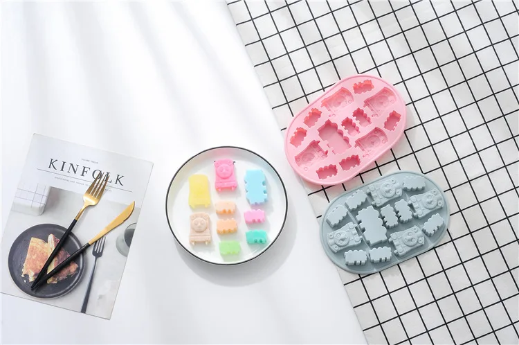 Ecochoose Wholesale 9 Grid Custom Cute DIY Easter Gift Candy Chocolate Fondant Baking Mould Tray Silicone Cake Mold