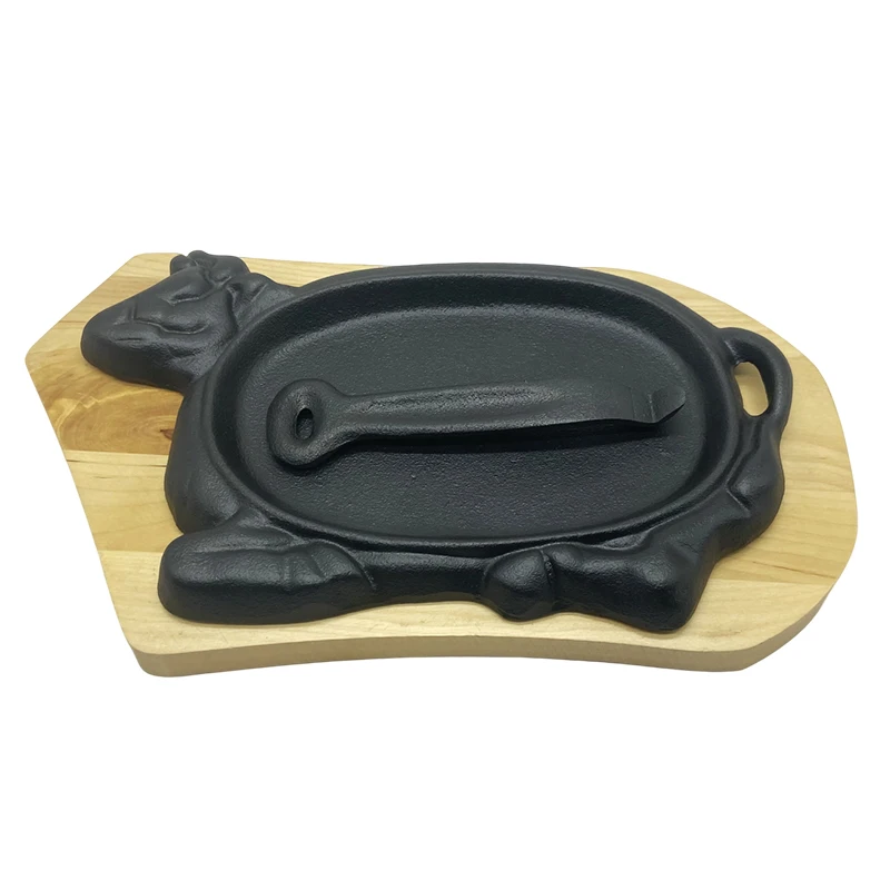 Wholesale Cast Iron Fajita Plate Steak Sizzler Plate Cow Shape Sizzling Plate With Wooden Base