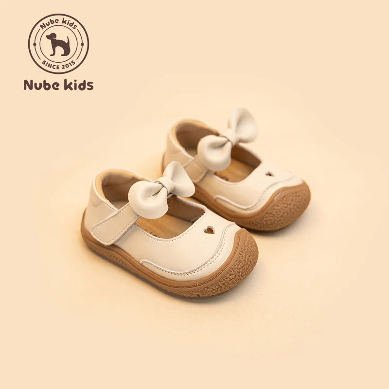 Hot Selling Anti-Slip Girls Soft-Soled Leather Shoes Baby Hollow Heart Toddler Round Toe Shoes
