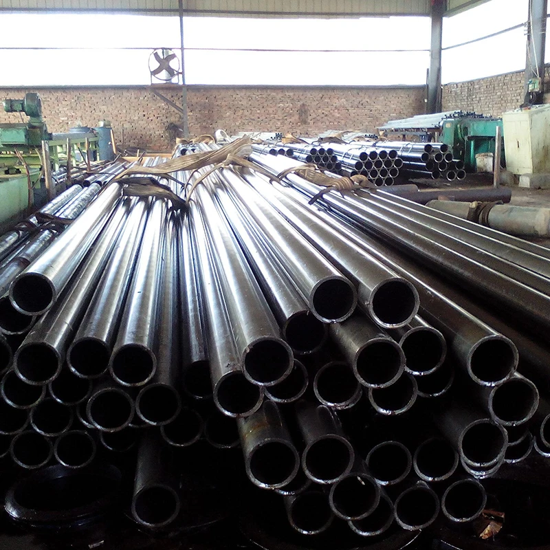 Hot Rolled Carbon Seamless Steel Pipe ST37 ST52 1020 1045 A106B Fluid Seamless Steel Pipe