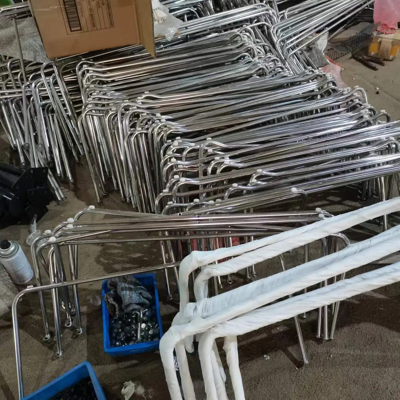 Luxury Golden chair frame stainless steel metal leg SS201 SS304 chair parts