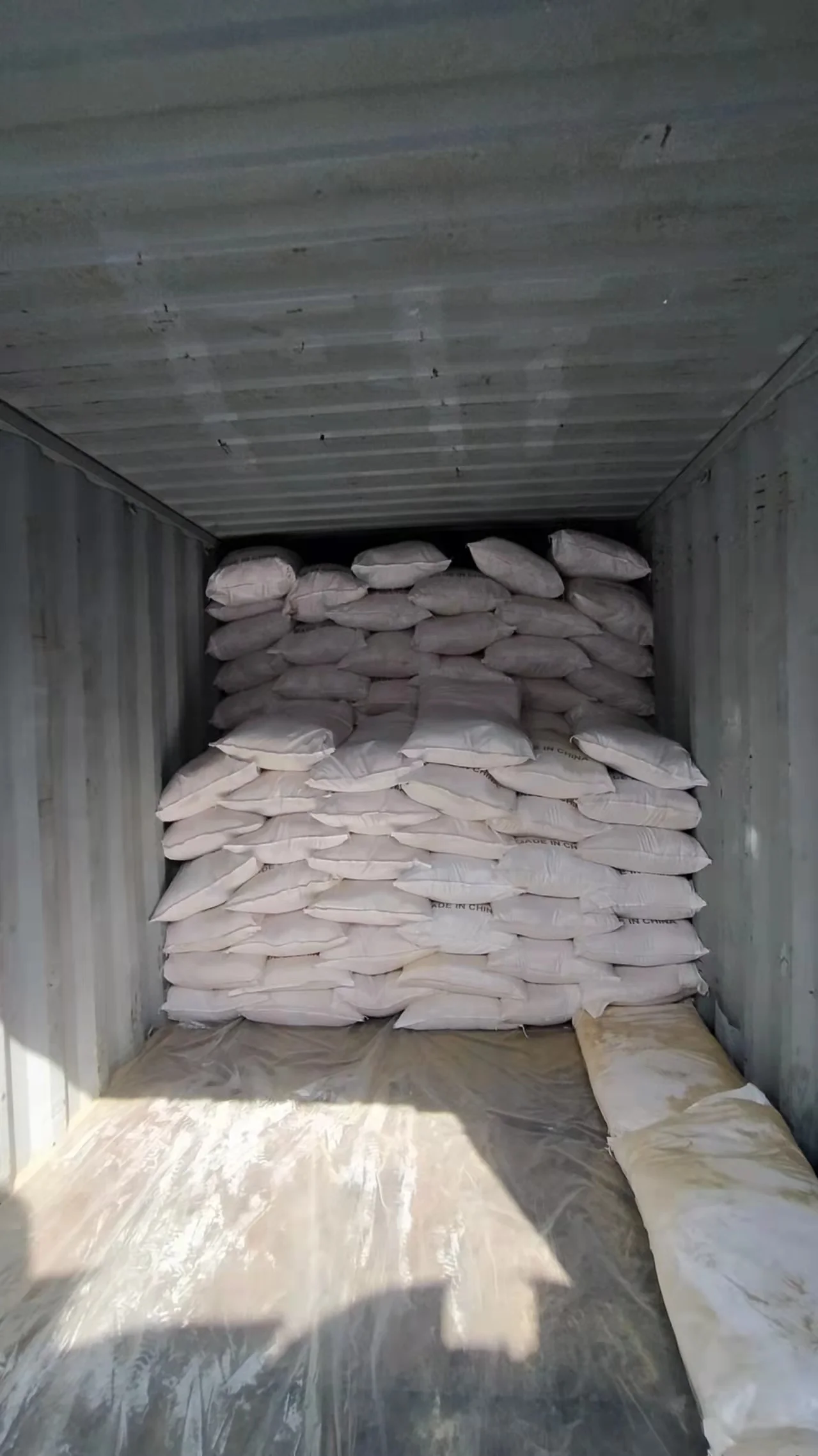 China Factory direct sale price Non-frozen Fish Meal 64% for Poultry Feed