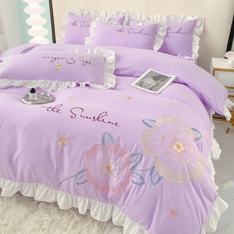 High quality Cotton 4 Piece Fashionable popular polycotton satin jacquard craft luxurious Duvet Cover