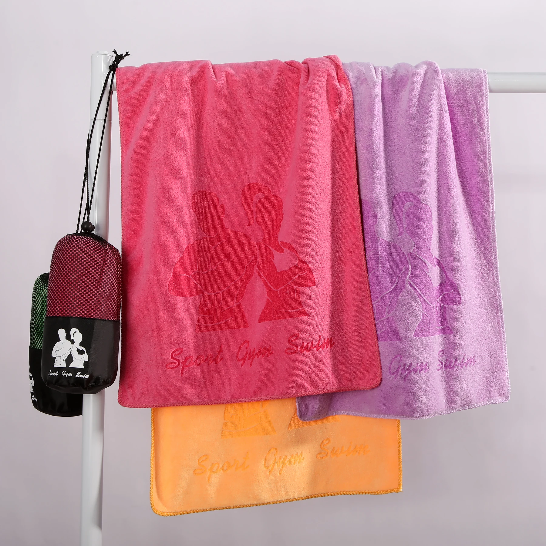 Custom 400gsm Gym Sports Club Football Basketball Team Towel Rally Towel Sublimation Printing Polyester Microfiber Towel