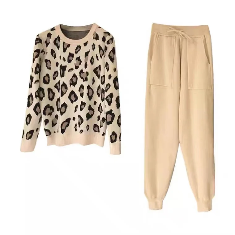 Round Neck Letter Jacquard Knitted Sports Suit Stylish Outfit Women Spot Wholesale New Arrival 2021 Jogging  training wear Suit