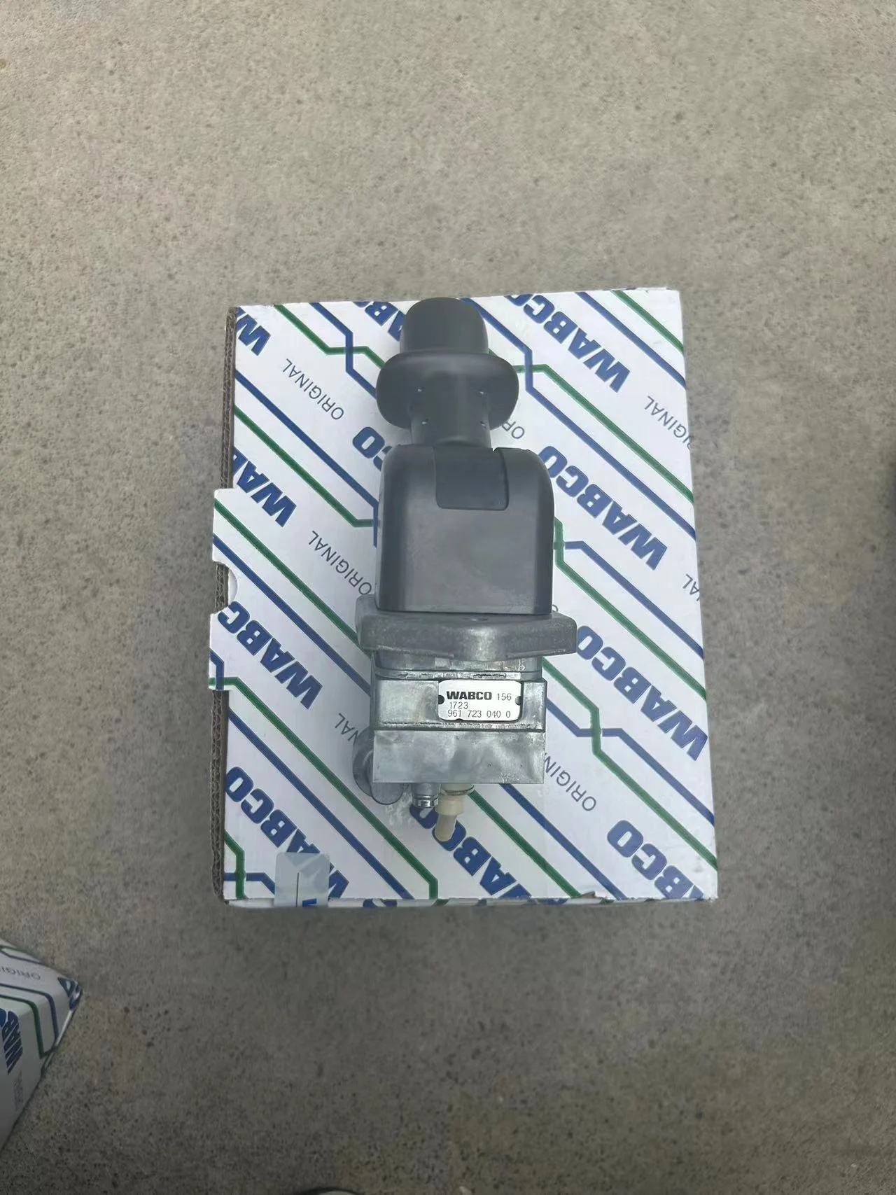 WABCO 9617230400 ручной тормозной клапан 7420763929 20763929 V-OLVO S-CANIA DAF европейские запчасти для грузовиков