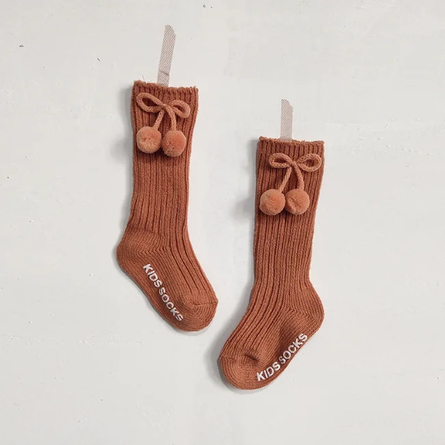 
PHB 61134 pom pom design wholesale fashion children girls cute socks 2020 
