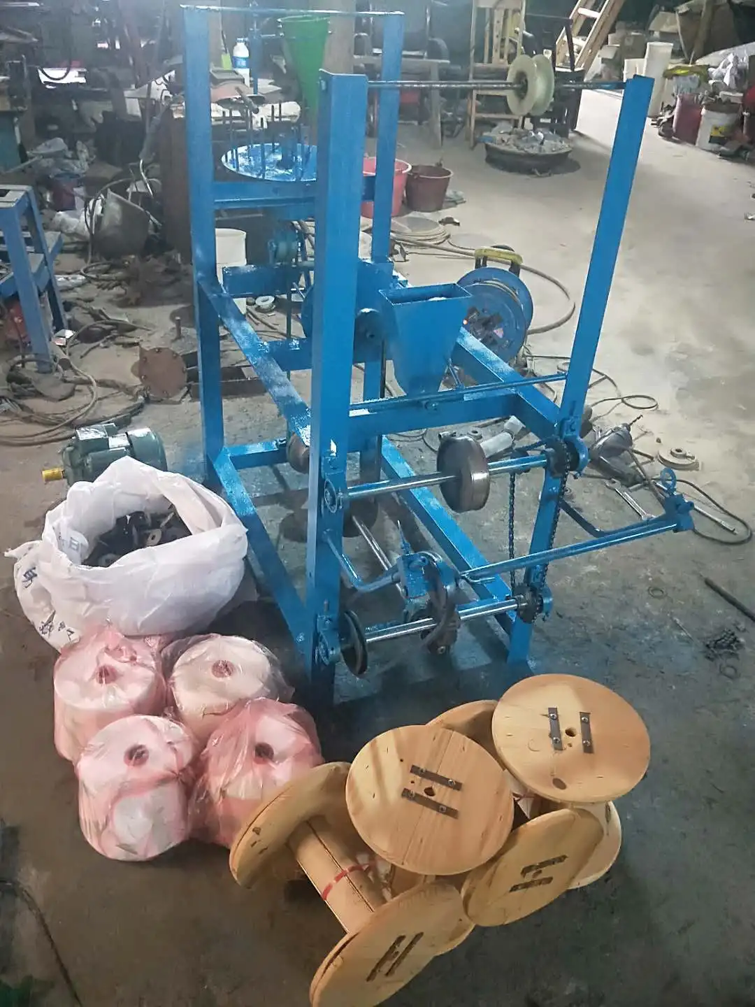 pyrotechnics fuse making machine fuse making machine(for fireworks)visco fuse,green fuse,fly fish fuse