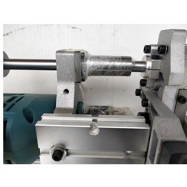  Автоматическая кромкооблицовочная машина