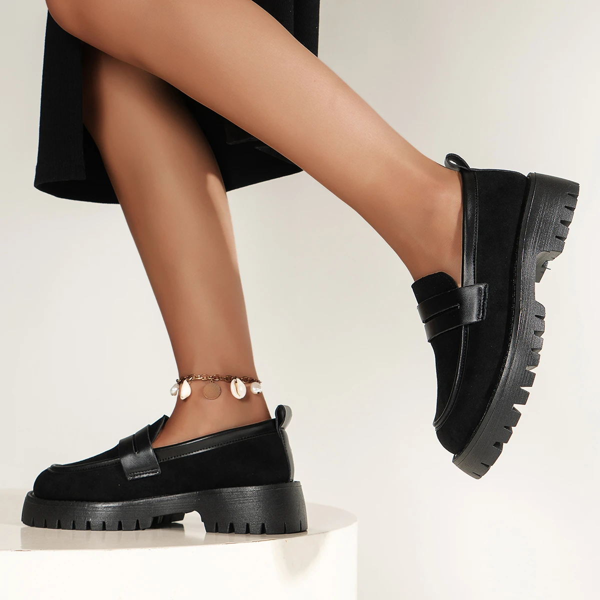 MYway Wholesale Platform Casual Lady Black Loafers Shoes Leather Flat Slip On Women Loafers Shoes Flat Shoes For Ladies