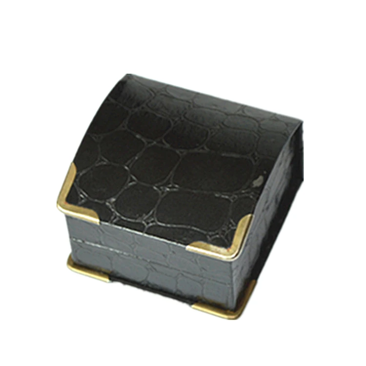 
Factory Made Custom logo Vaulted Black And White Leather Paper Metal Ring Slot Small Ring Packaging Jewelry box <img data-src=