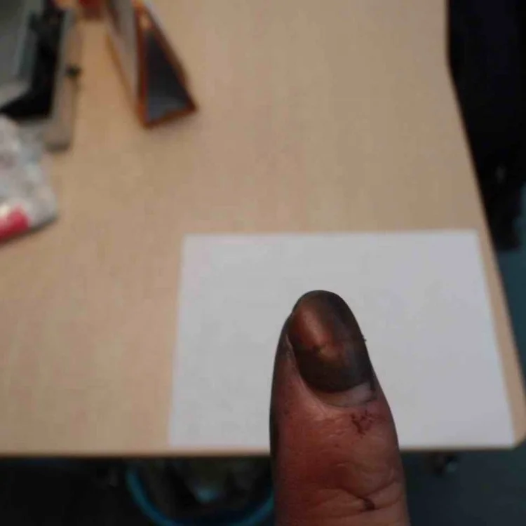 Красочные негибкие чернила для выборов