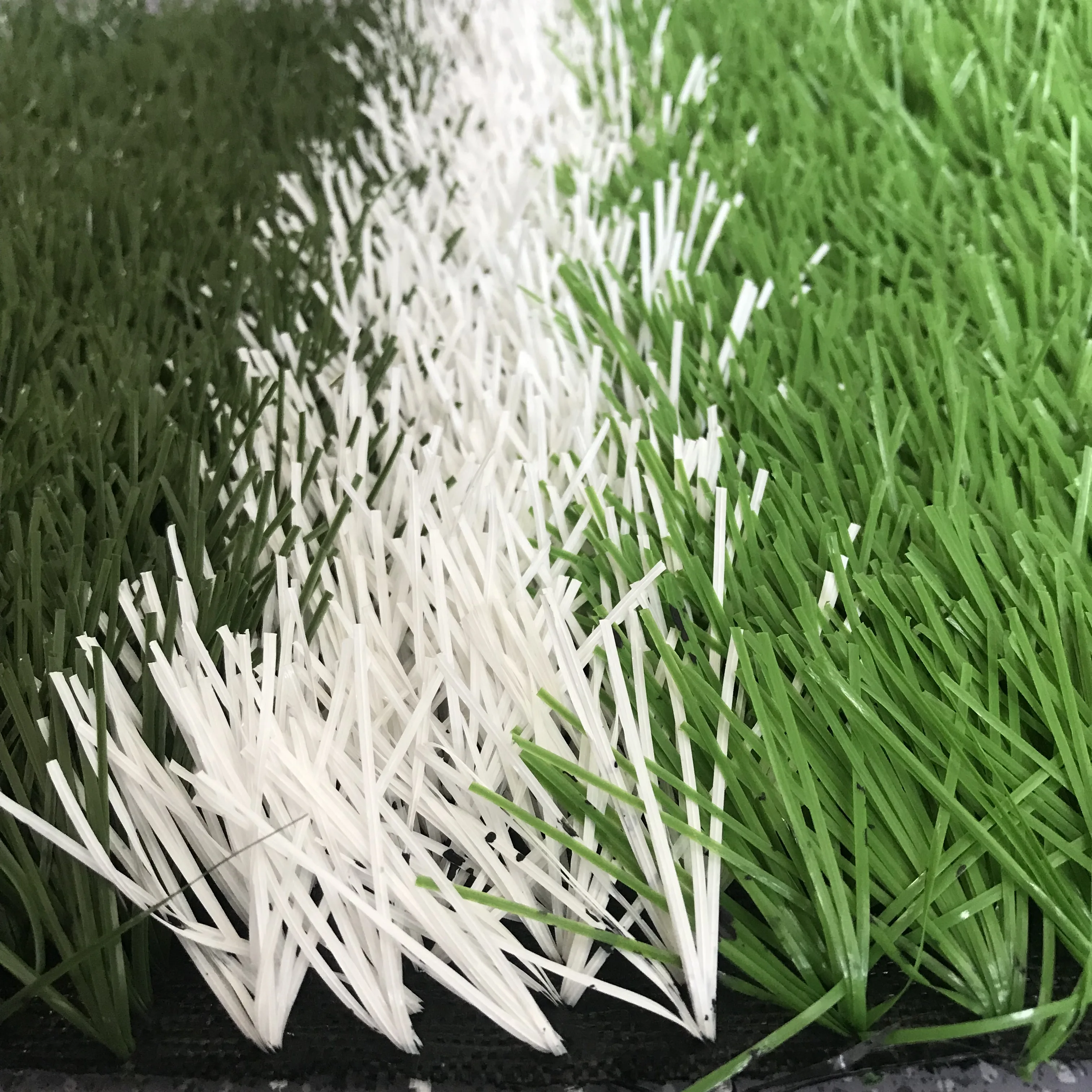
Made-in-China manufacturer price sports grass 50mm soccer football turf artificial grass 