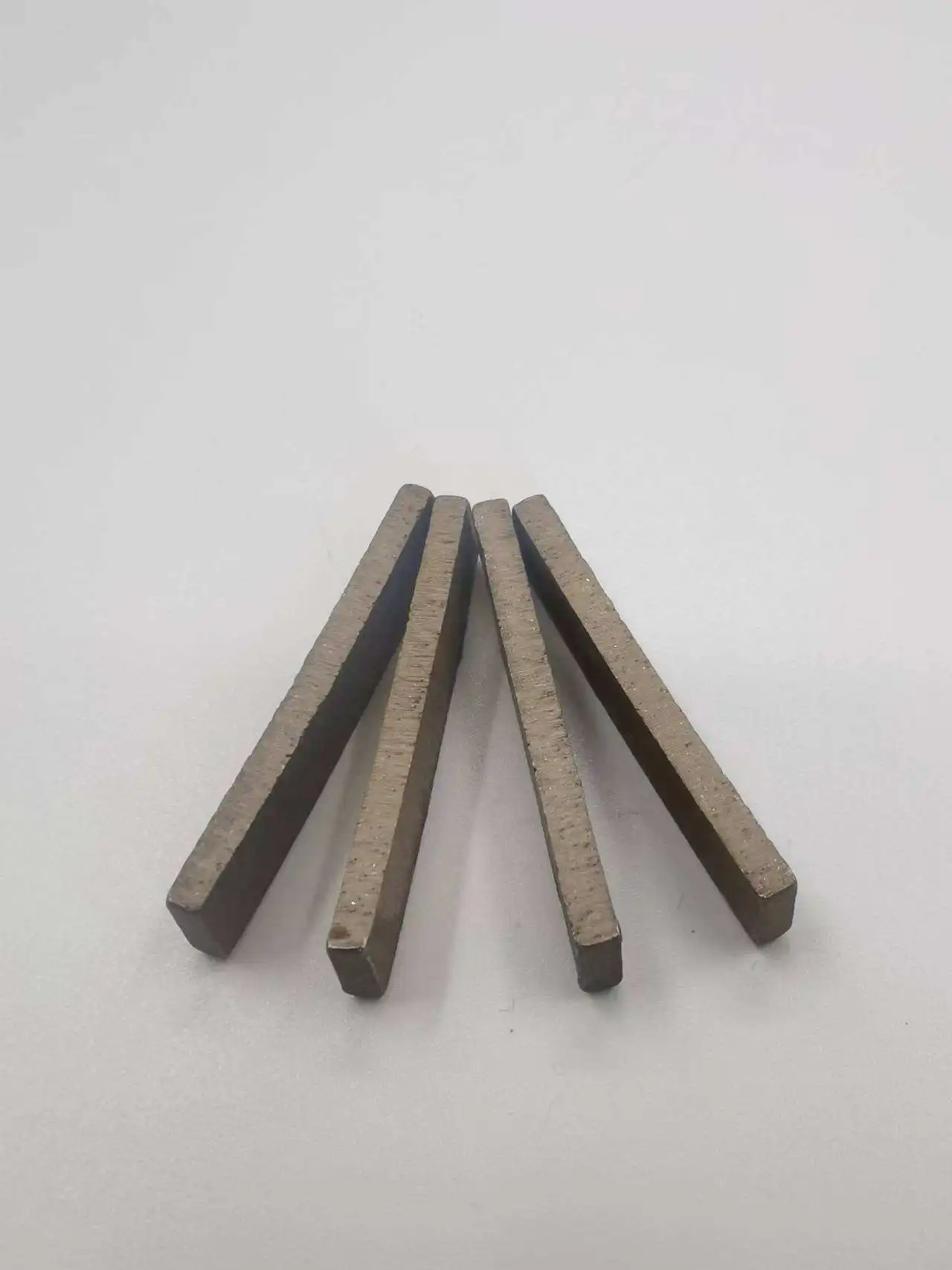 Sintered Diamond Segment  Welding Machine Silver Diamond  For Marble Sandstone Basalt Slate diamond segment