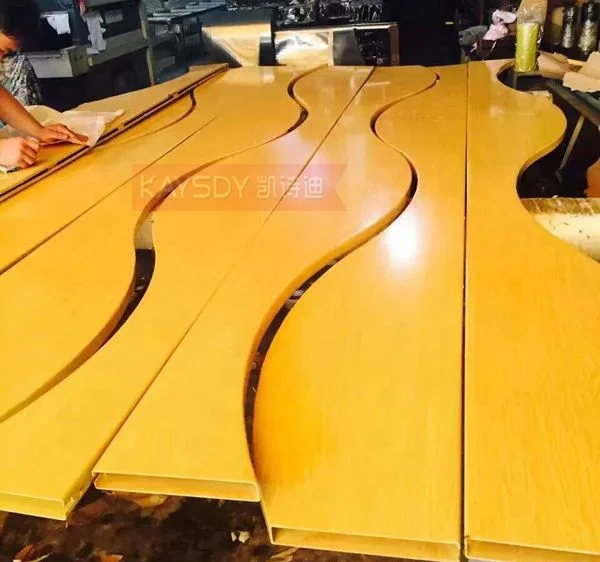 Aluminum Strip Baffle Wall Ceiling Panel 3 D Artistic Irregular Wave Arc Shape Metal Suspended Ceiling Tile For Modern Pop Hall