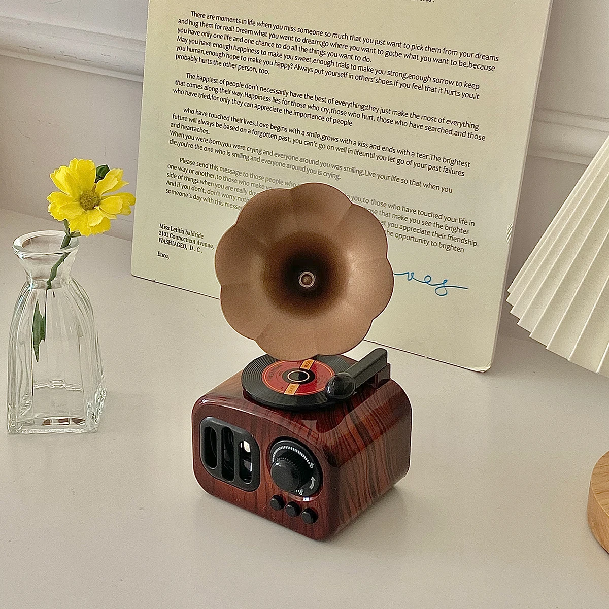 Retro gramophone shape music box bedroom decoration music box decoration girl girlfriend birthday graduation gift