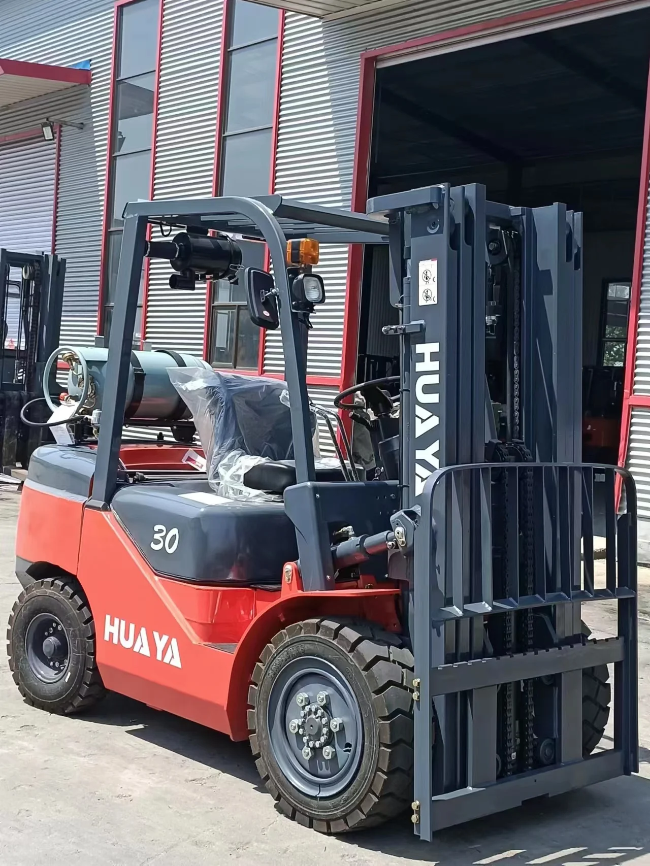 Factory price forklift 3 ton 3.5 ton 4 ton 5 ton gas EPA Eur5 engine New dual fuel forklift propane forklift manufacturers