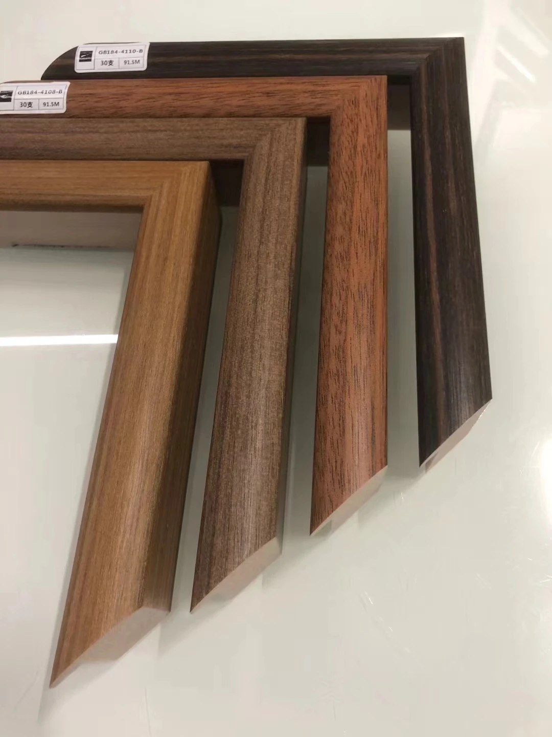 100% Solid wood black pine picture frame moulding