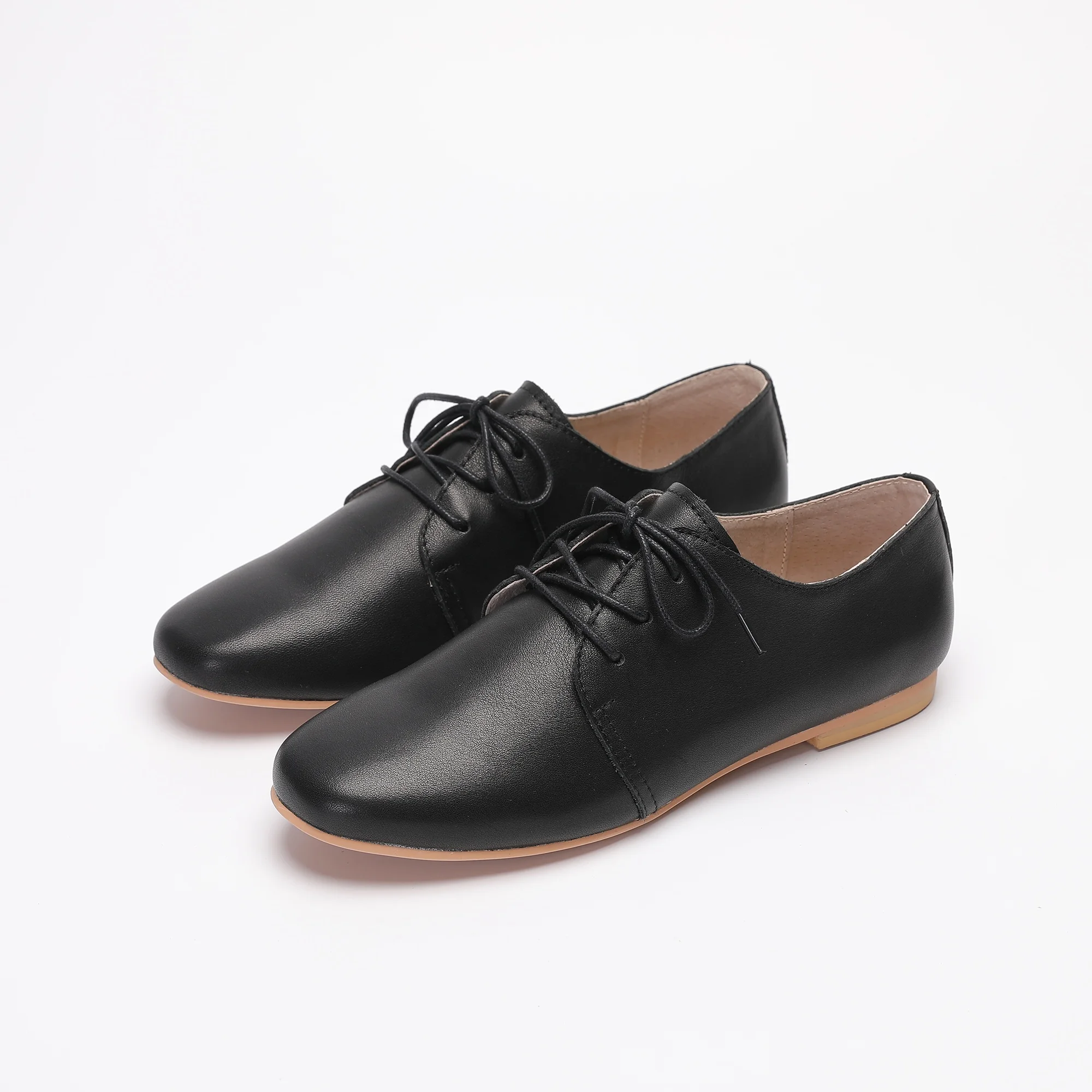 2024 Ladies Flat Casual Shoes Black Smooth Leather Classic Lace Up Oxford Shoes for Women