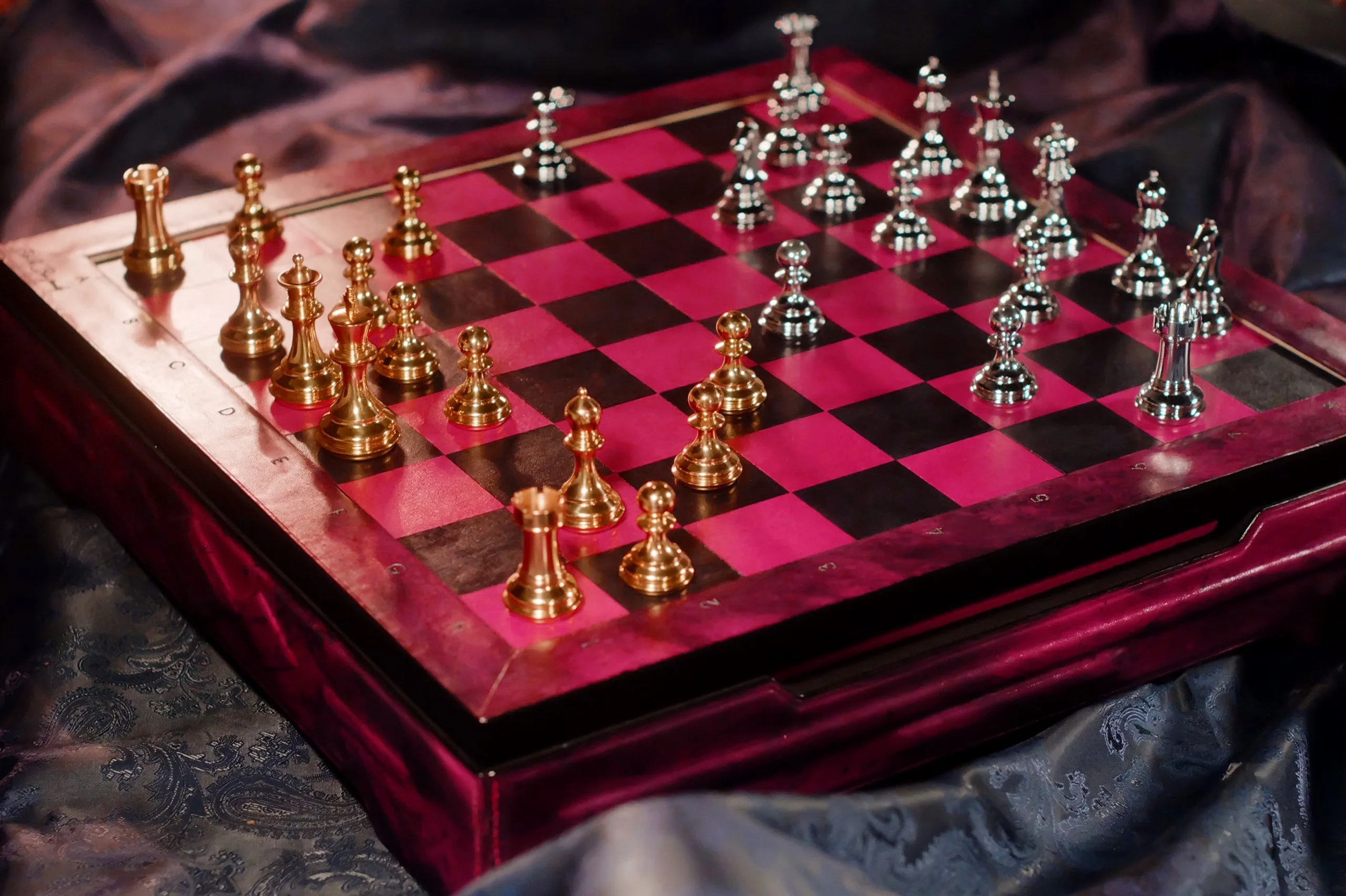 
High-End Hot Selling Hand Made Luxury Wooden Leather Chess Set Board Game from Vietnam 