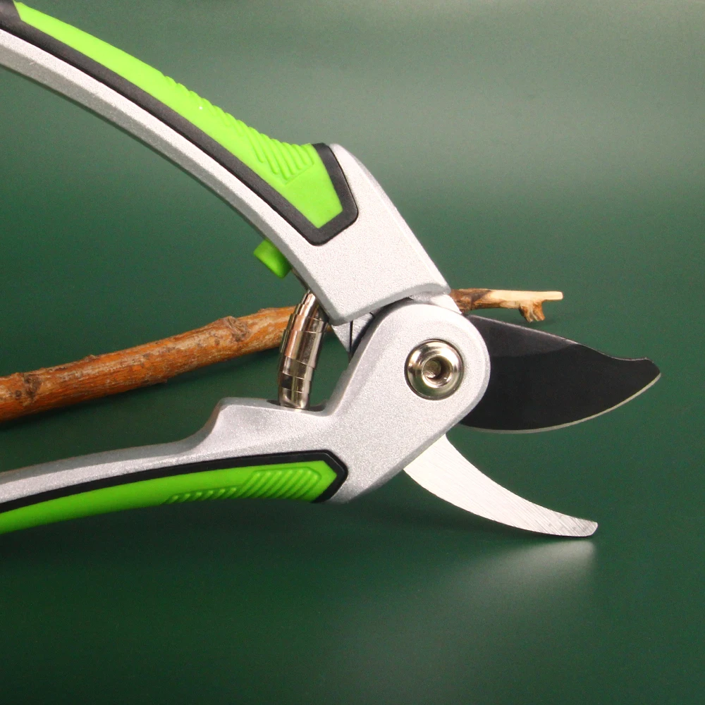 Tree Cutter Branch Scissors Adjustable Handle Bypass Garden Floral Secateurs